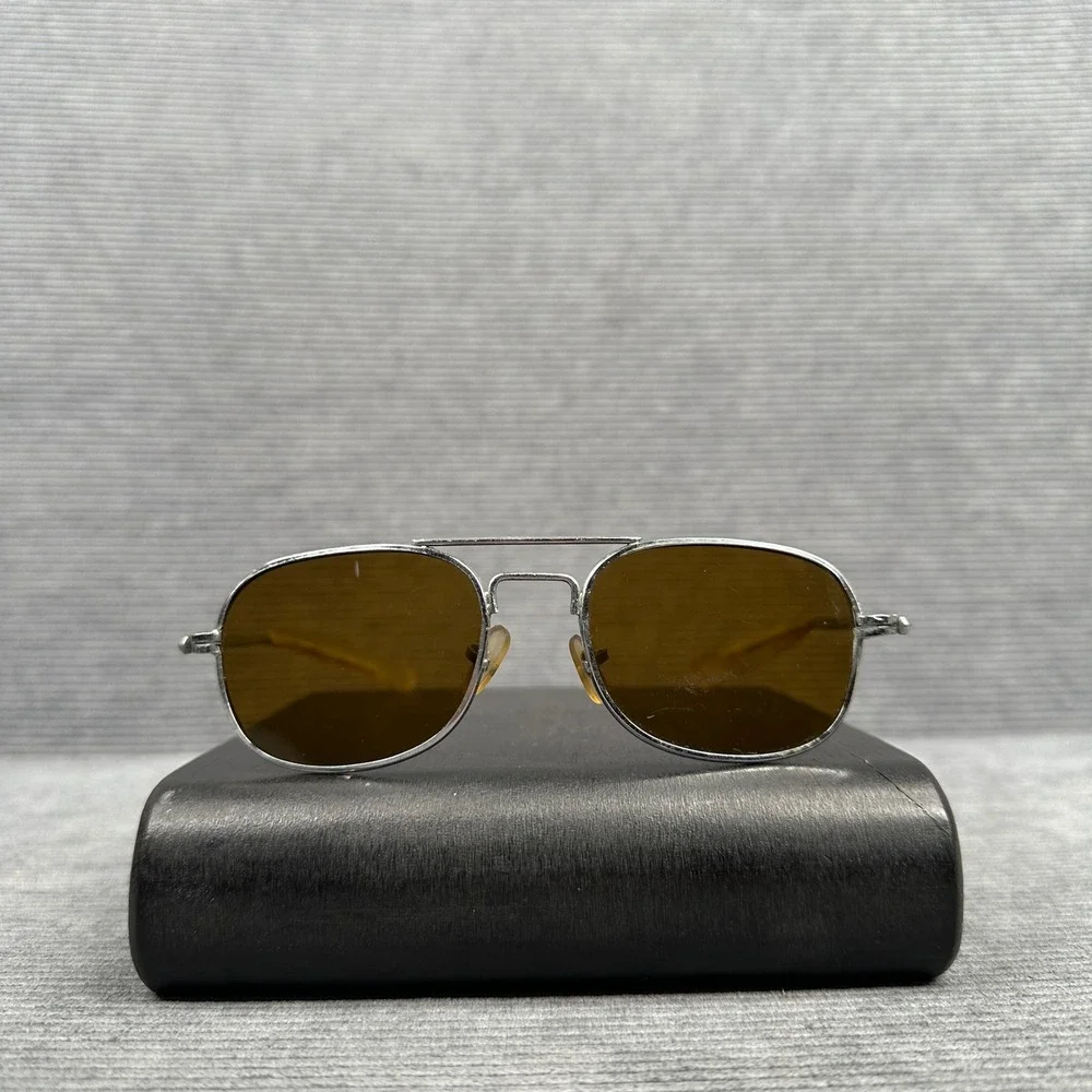 Vintage Aviator 60s Style AO Sunglasses Silver Tone Metal Frame Amber Navigator